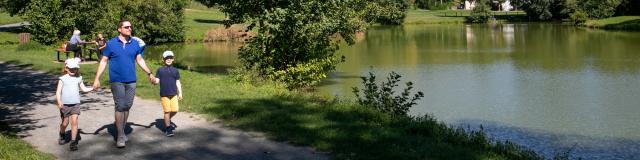 Balade en famille au Parc de Cibeins