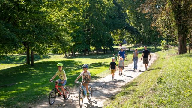 Family Day at Parc De Cibeins in Misérieux (7)