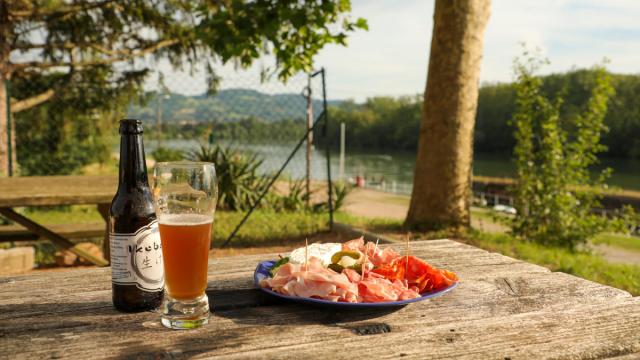 Pause à la Maison Eclusière de Parcieux