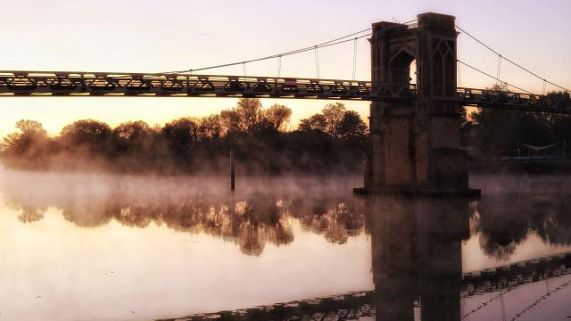 La Passerelle sur la Saône à Trévoux