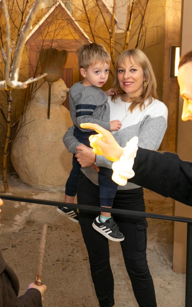 Visite en famille au musée de cire La vie du Saint Curé d'Ars