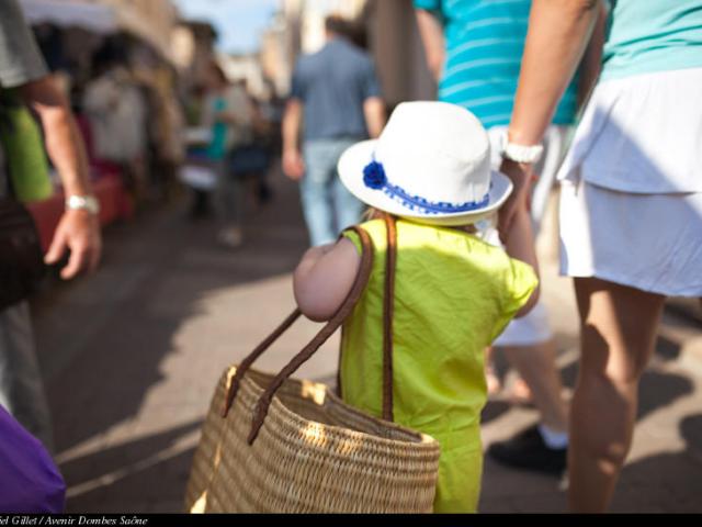 Market stroll