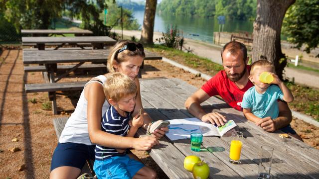 Pause sur le chemin de halage