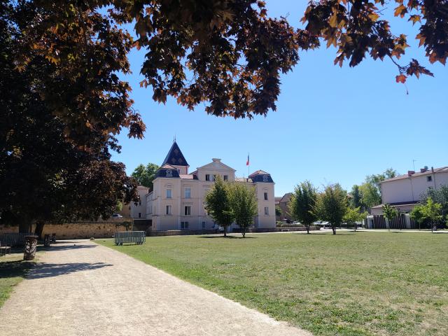 Neuville-sur-Saône